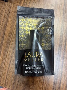 Laura Geller Retractable Angled Kabuki Brush - New In Package